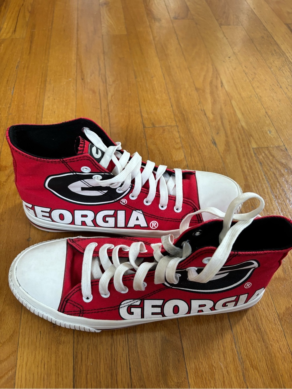 Georgia Red High-Top Mens' Sneakers with Logo